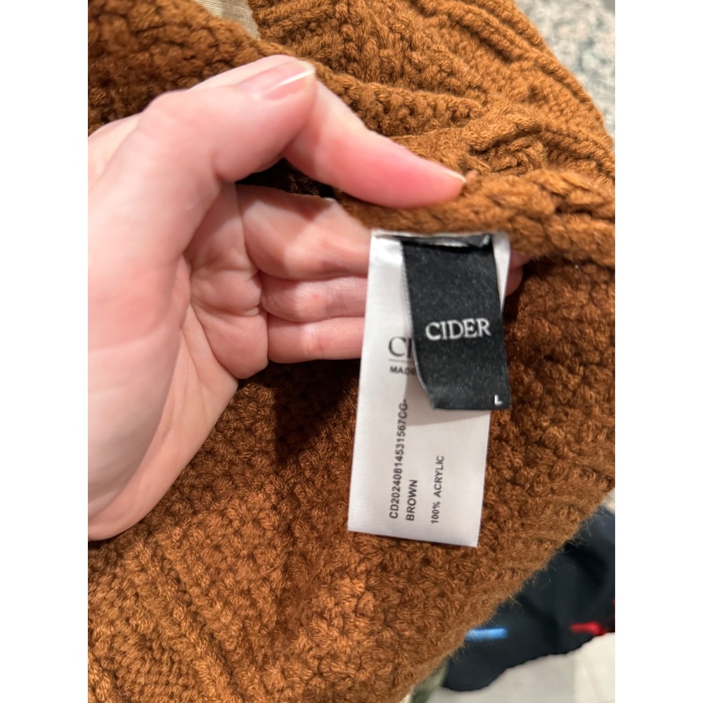 Cider Brown Cable Knit Sweater Vest Whipstitch Floral Button Front Size Large - Picture 3 of 4